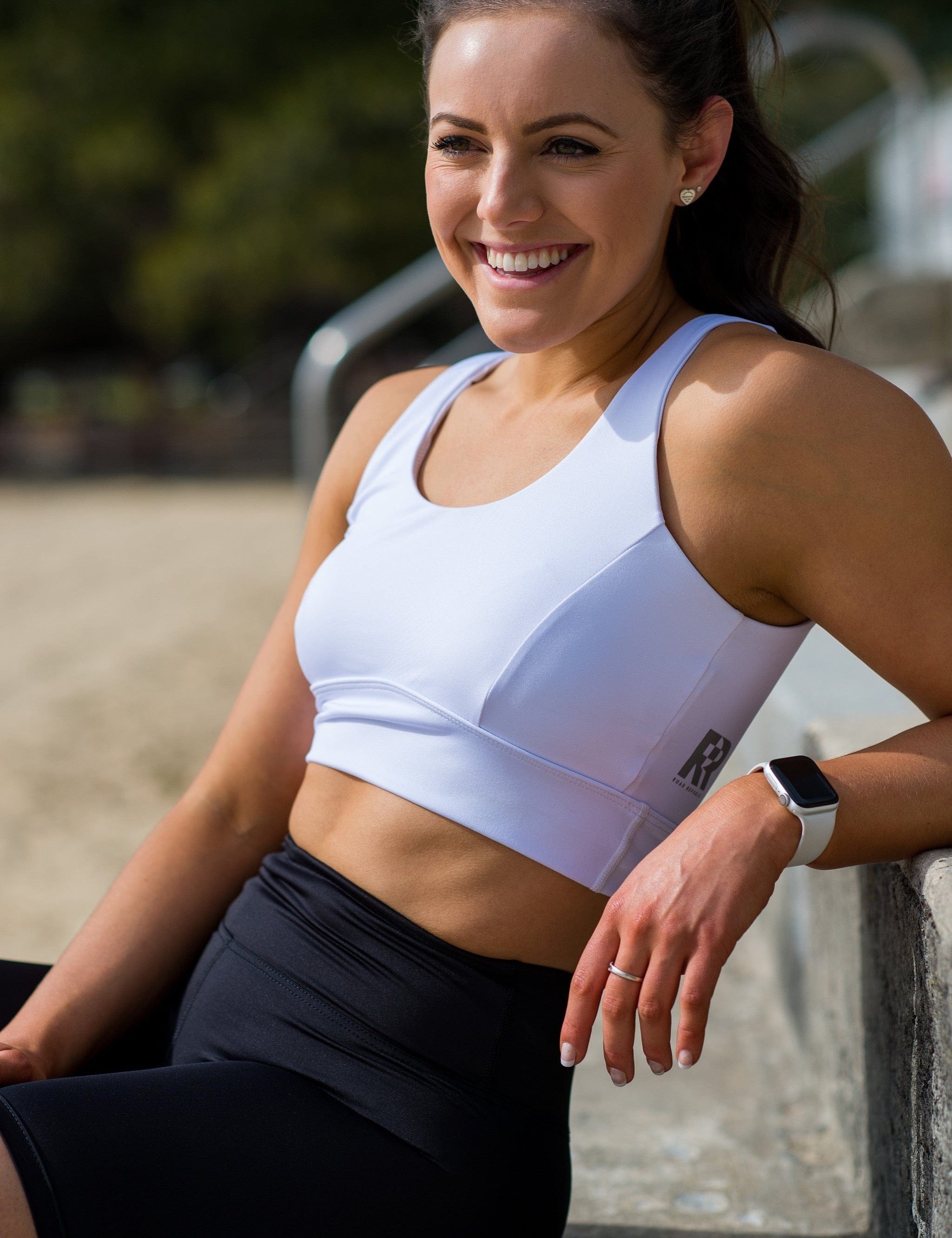 BEYAZ CROP TOP-Roar Republic